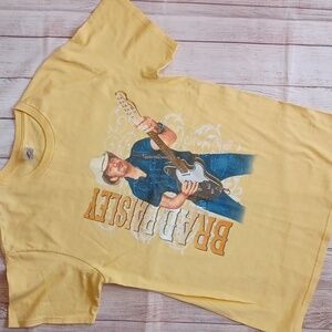 Brad Paisley 2014 Tour. Yellow. Unisex Medium.